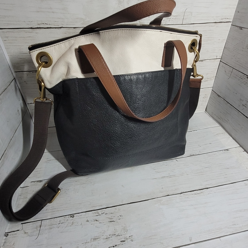 Fossil Purse